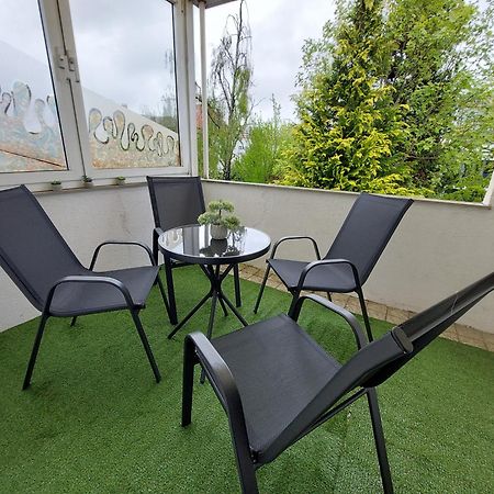 Cozy Home, 7 Beds, Wifi, Kitchen, Balcony, Bielefeld Center Kültér fotó